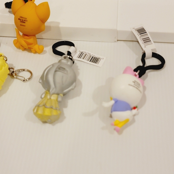 Disney Princess Blind Bag Figural Keychain Set 3D Figures - Picture 8 of 10